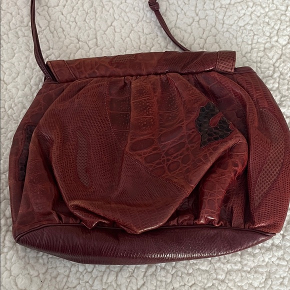 Sharif Burgundy and Black Textured Shoulder Bag - Picture 7 of 10